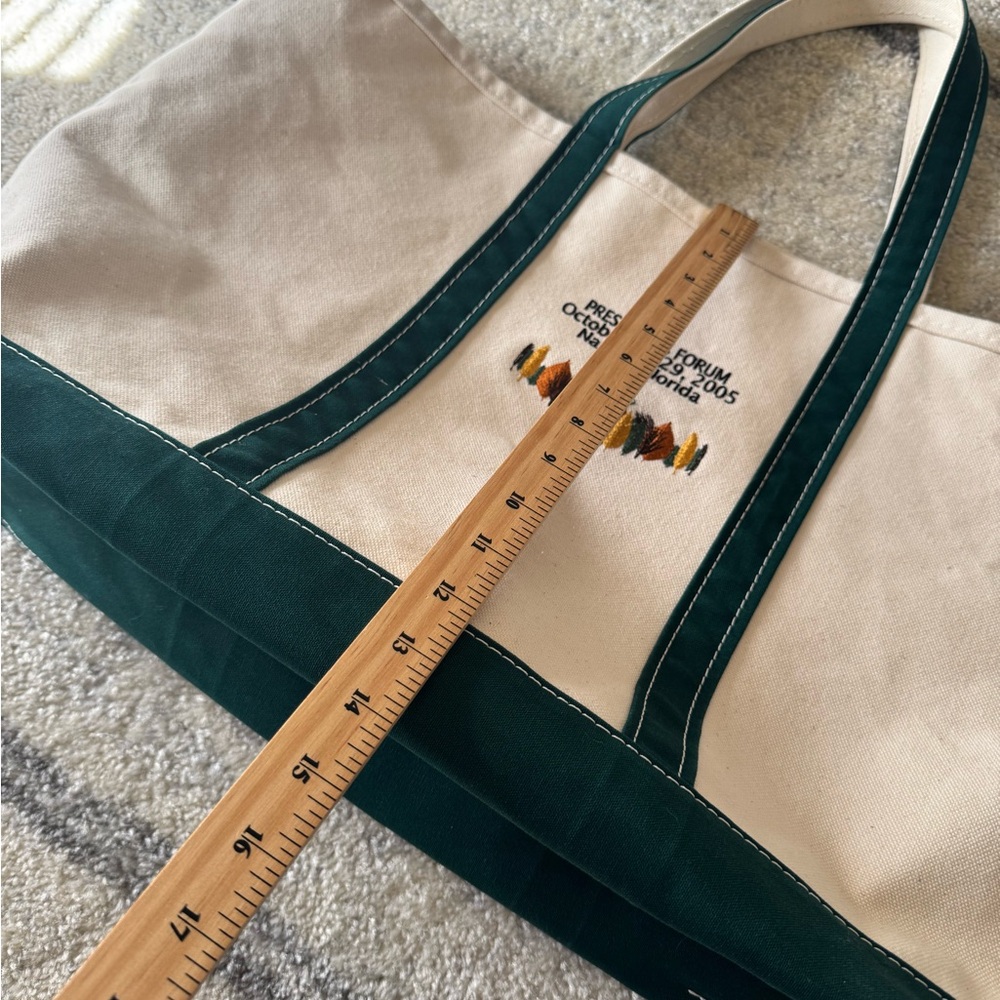 L.L. Bean Boat and Tote - Picture 5 of 15
